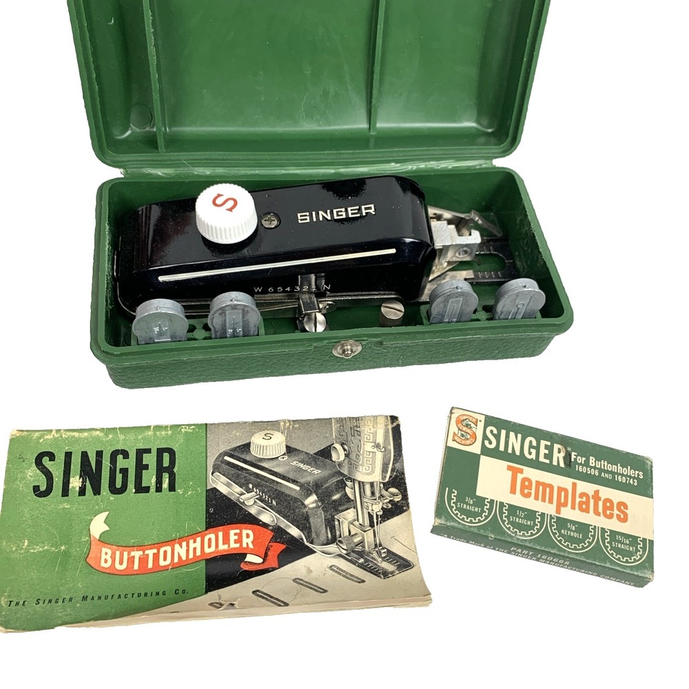 SINGER Button Holder Attachment Set  VINTAGE ACCESSORIES CASE LOT